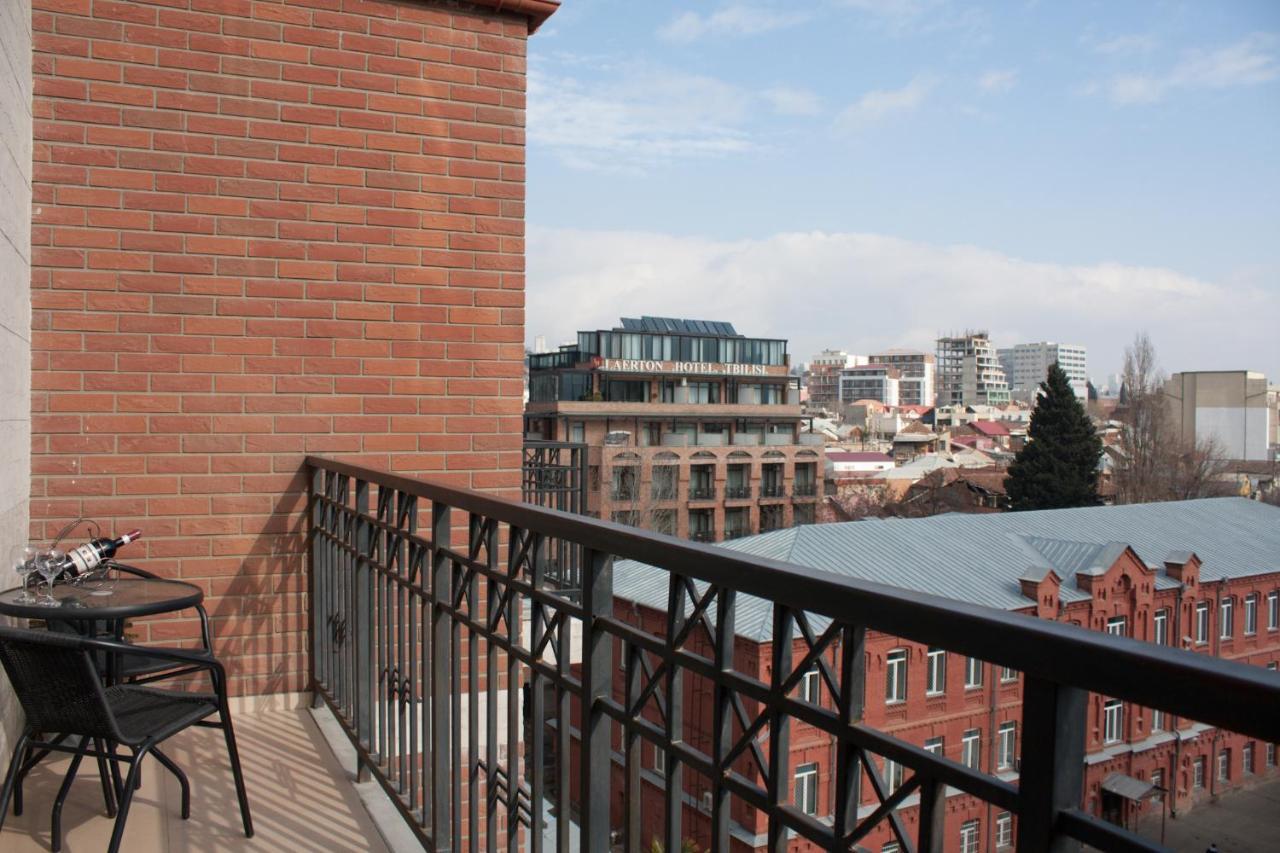 Like Apartment Tbilisi Ngoại thất bức ảnh